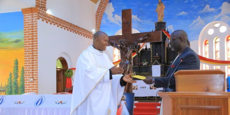 Ssaabasajja Kabaka asiimye naatonera eklezia ya Mulajje Catholic Parish Entebe ez’omulembe