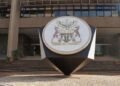 Abasirikale 8 bavunaaniddwa gwakulagajjalira mirimu – ekyaviirako ababbi okubalabiriza nebayingira era nebabba ebintu bya bank of Uganda