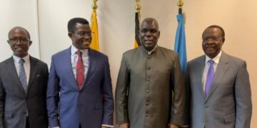 Katikkiro Mayiga akyaddeko ku kitebe kya Uganda mu German – abasabye okwongera okutunda eby’obuwangwa ku lukalala lw’ebyobulambuzi awamu n’okugaziya akatale k’emmwanyi za Uganda