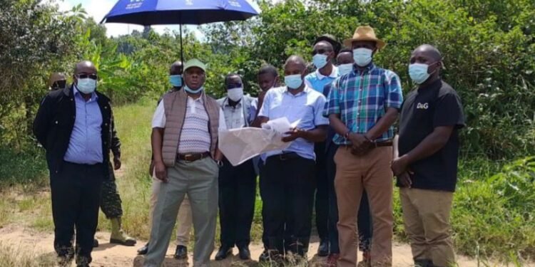 Ssaabasajja Kabaka asiimye naalambula ettaka lye erye Jjeza mu mawokota erisuubirwa okufuulibwa ekibaangirizi ky’amakolero – asanze waliwo abaalyesenzaako
