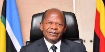 President Museveni alonze Dr.J.C Muyingo okugira ng’akolanga minister omujjuvu owa ministry y’ebyenjigiriza