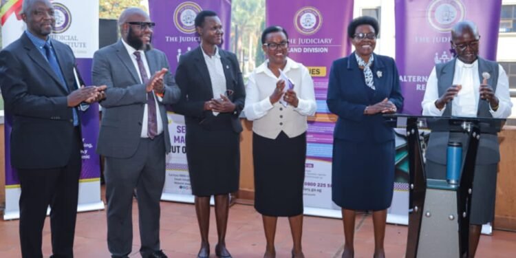Essiga eddamuzi litongozza enkola ey’okugonjoola emisango gy’ettaka mu Kampala ng’eyita mu bitaawuluzi