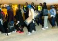 Bannauganda 273 bebasoose okuzzibwa okuva e SouthAfrica – nga betegula bannansi baayo abagobye abagwira
