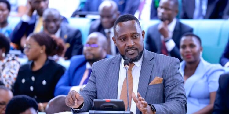 Parliament ekkiriza ababaka ba NRM okubaga ebbago ly’etteeka erifuga Parliament – okukyusa ennonda y’akulira oludda oluvuganya government