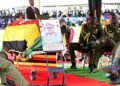 Gen. Moses Ali aziikiddwa mu limbo y’omuzikiti Masjid Taqua okumpi n’amakage mu Adjuman